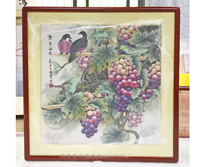 工笔葡萄画 国画装裱画框