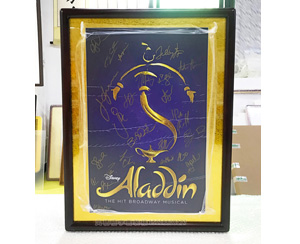 名人签名海报装裱红木花梨木画框