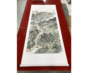 四尺竖幅山水画 装裱卷轴